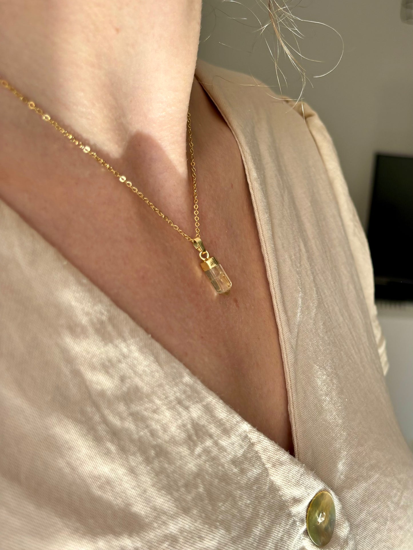 Pendentif Citrine - pointe • doré
