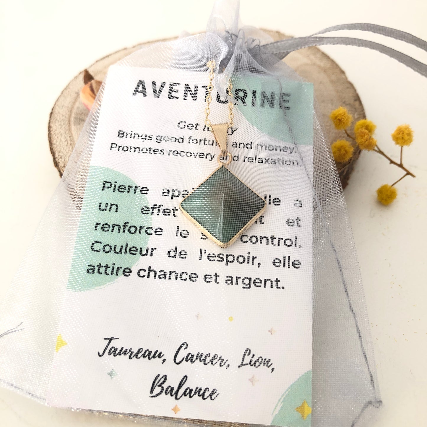 Aventurine pendant - pyramid