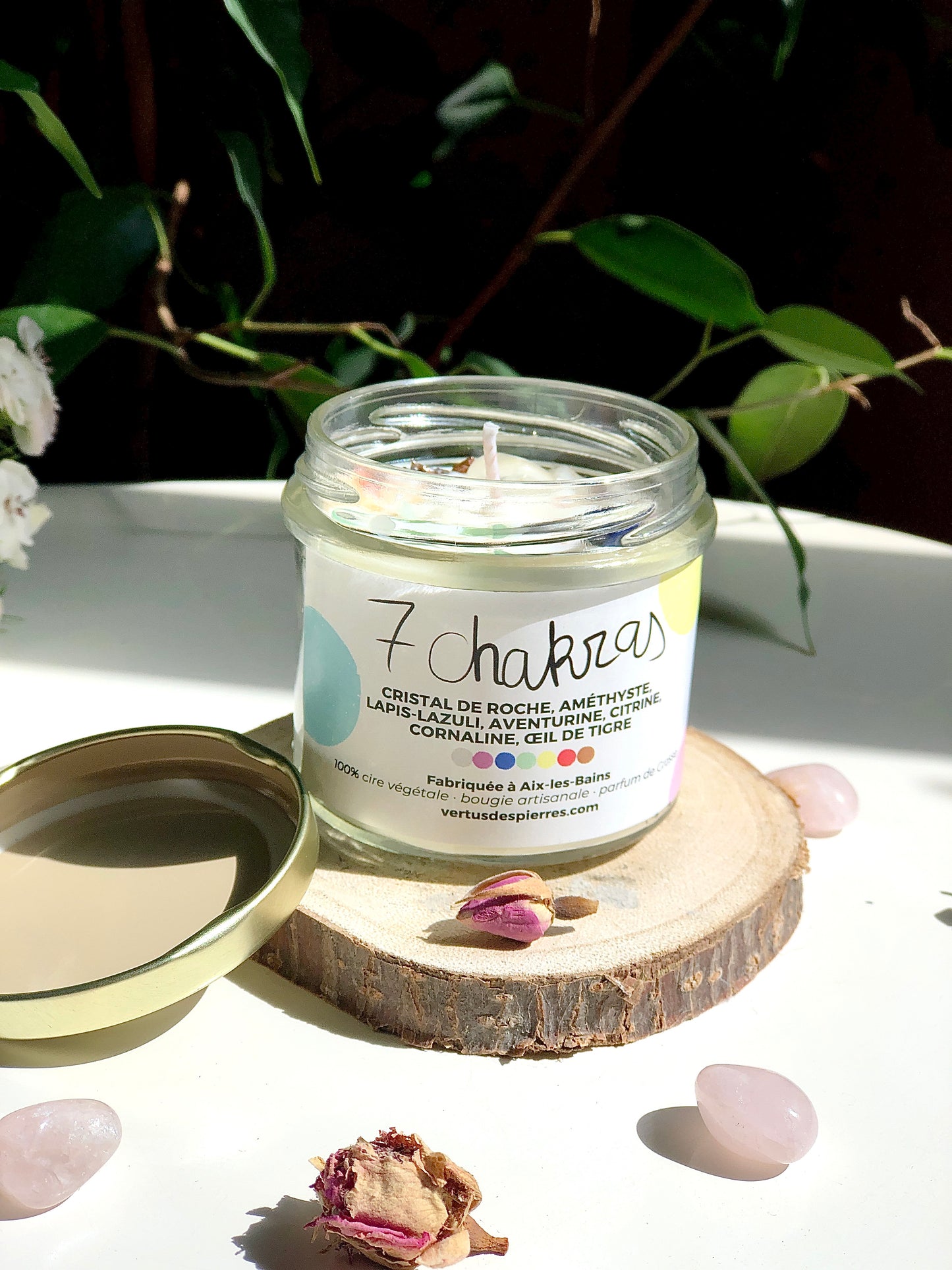 Bougie décorative 100ml avec gemmes naturelles, fabrication artisanale écologique à base de cire de soja