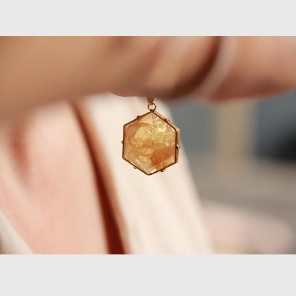 Pendentif Citrine - Hexagone • doré