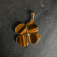 Pendentif Œil de Tigre - Trèfle